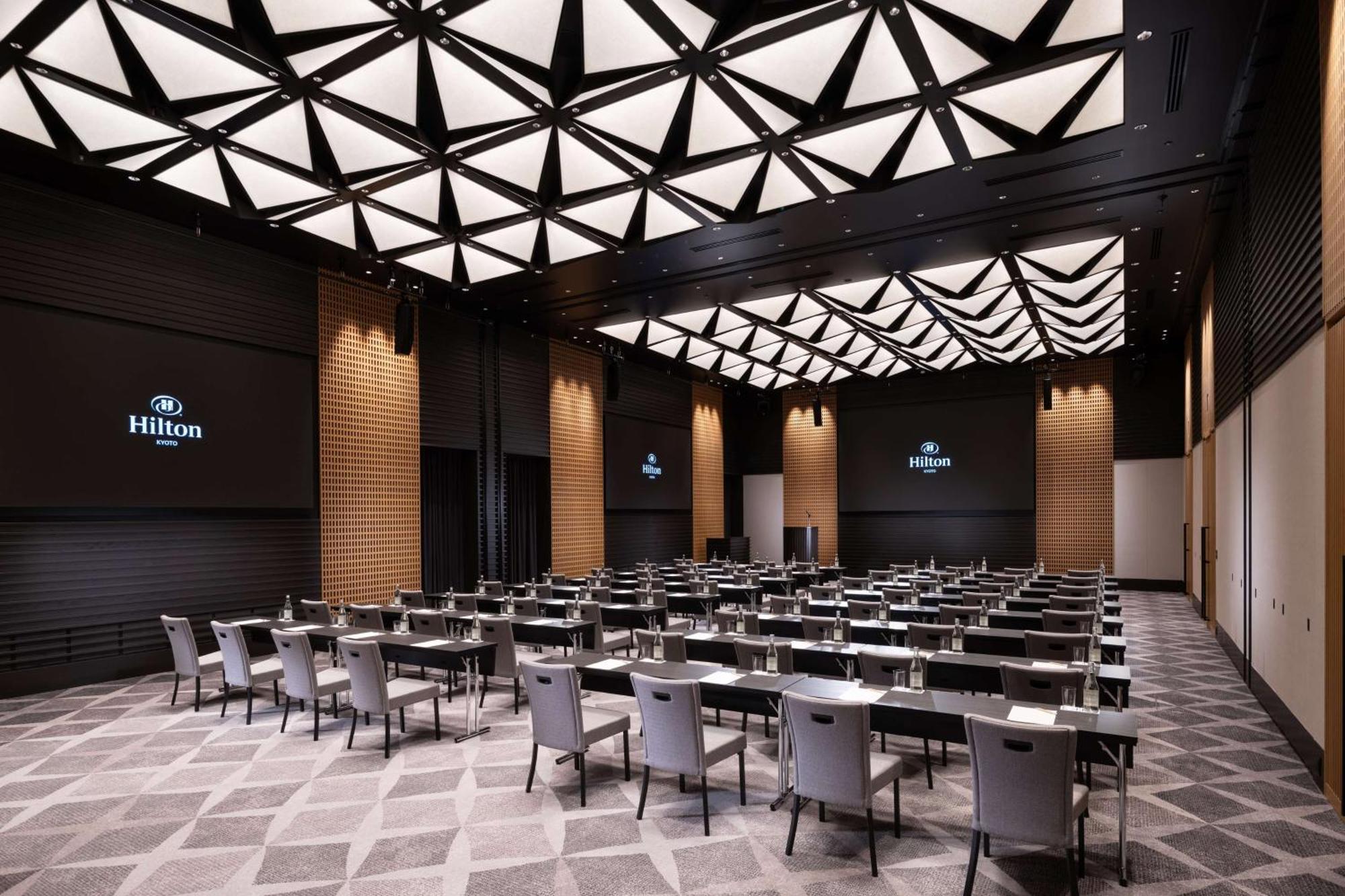 Hilton Kyoto Hotel Exterior foto